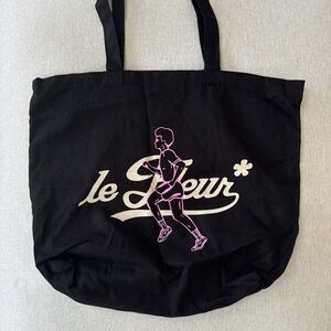 Black Golf Le Fleur Canvas Tote with Pink Runner Graphic